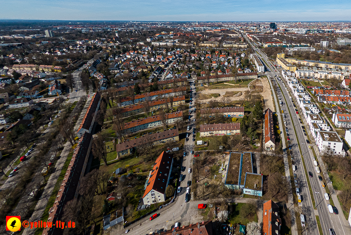 21.03.2023 - Luftbilder von der Baustelle Maikäfersiedlung in Berg am Laim